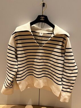 ARKET Striped V-Neck Sailor Collar Sweater Cream/Black
